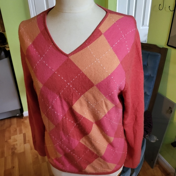 Beautiful 2-Ply Cashmere Argyle Sweater - Picture 5 of 5